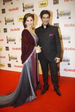Urmila Matondkar & Manish Malhotra at 57th Idea Filmfare Awards 2011 on 29th Jan 2012.jpg
